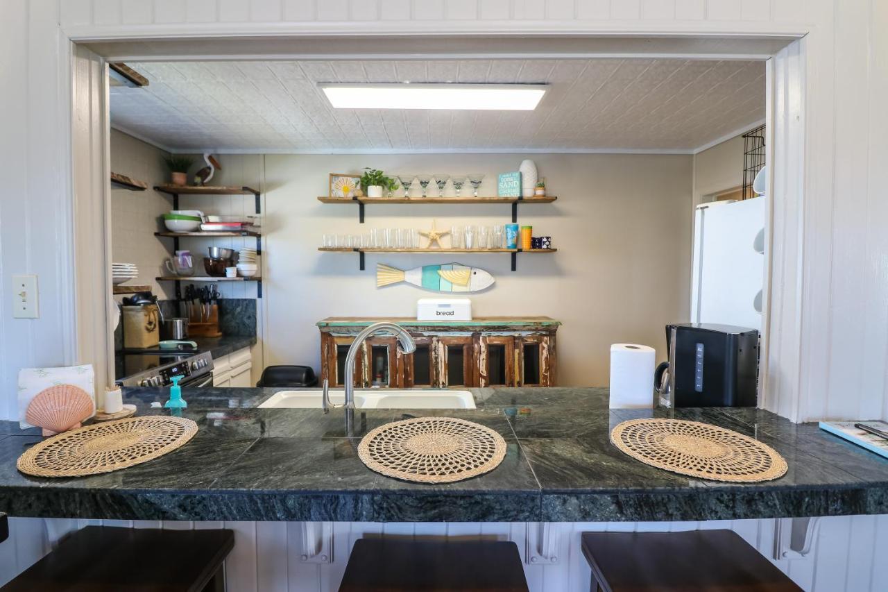One-Of-A-Kind Beach Home With Lounge Bar Game Room Galveston Exteriér fotografie